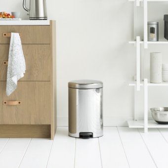 Мусорный бак с педалью newIcon 20л Brabantia 113987