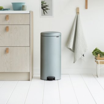 Мусорный бак с педалью newIcon 30л Brabantia 114564