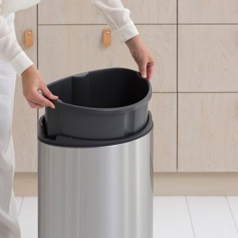 Мусорный бак Touch Bin new (40л) Brabantia 114809