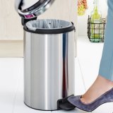 Мусорный бак с педалью newIcon 12л Brabantia 112041